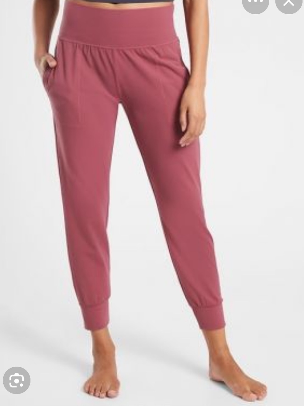 NWOT Athleta Salutation High Rise Jogger Berry Pink Size Medium